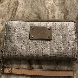 Michael Kors clutch